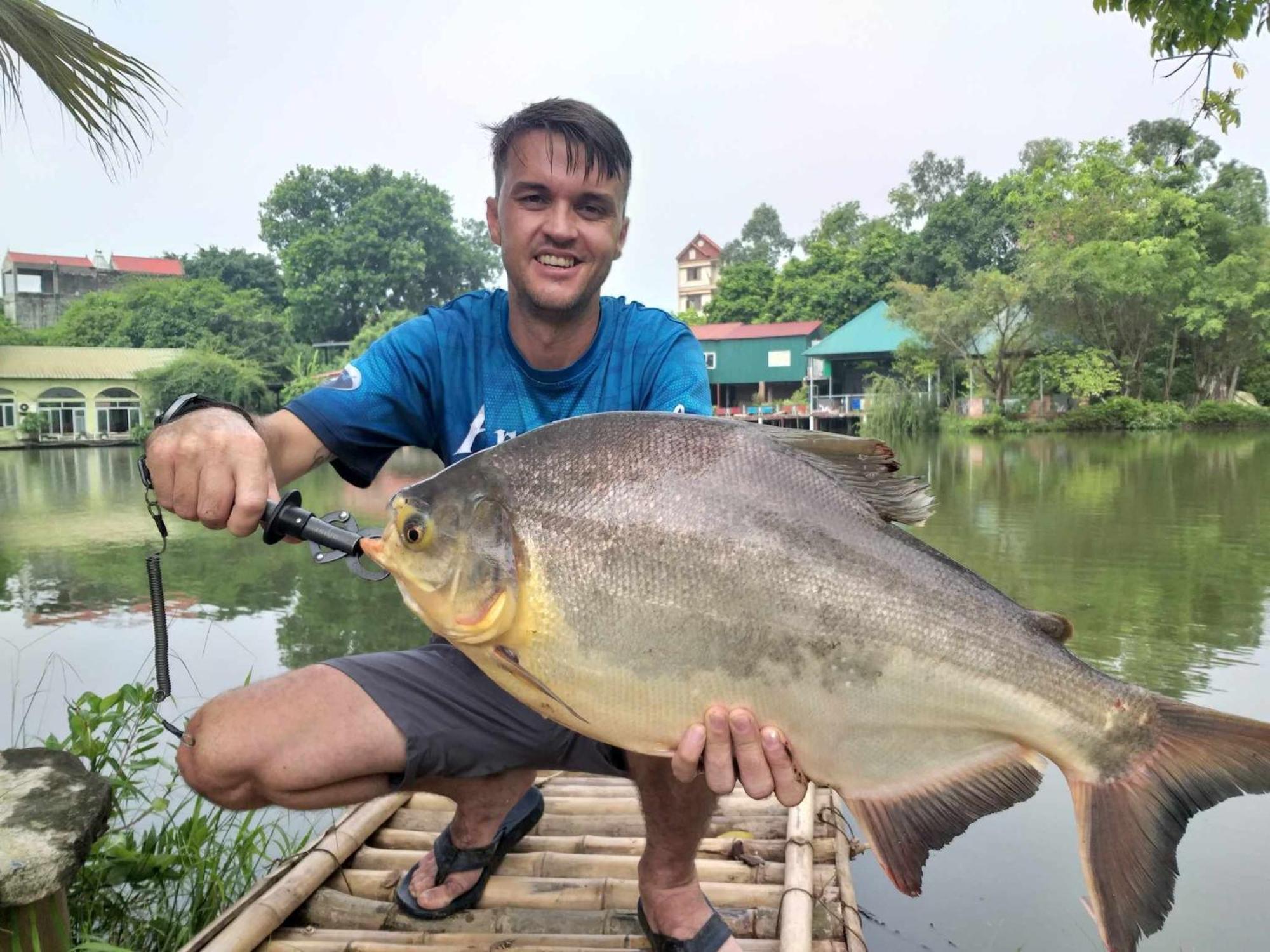 Lakeside House Hanoi Bagian luar foto